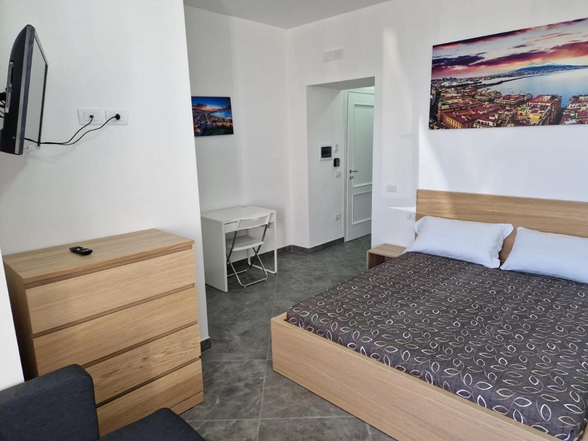 Suite Home Неаполь Экстерьер фото
