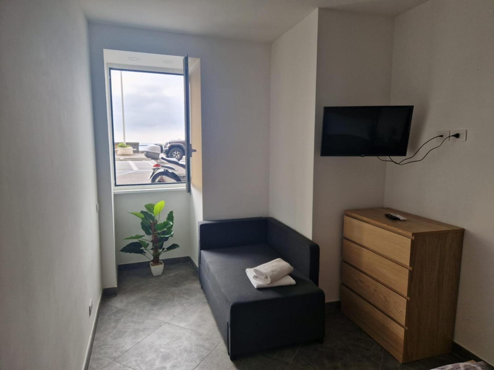 Suite Home Неаполь Экстерьер фото