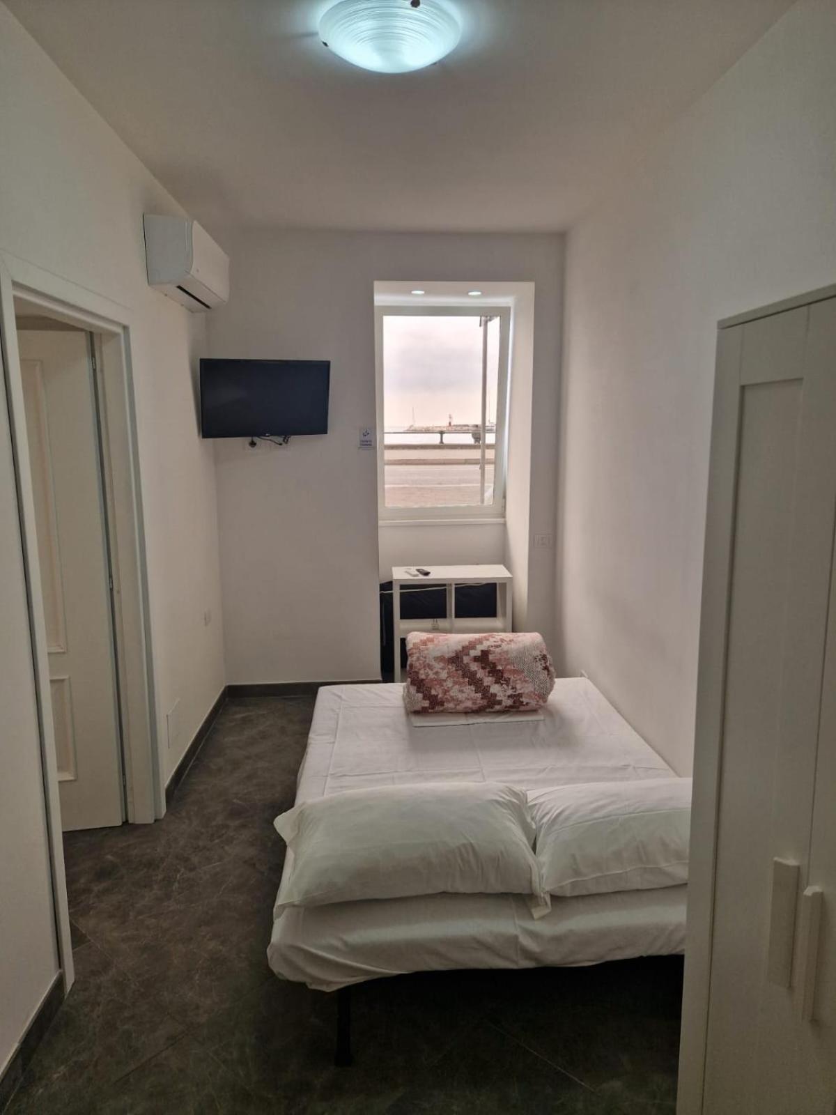 Suite Home Неаполь Экстерьер фото